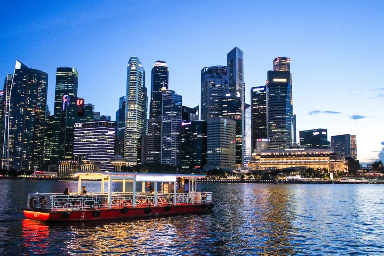 Singapore River Cruise: Menyusuri Keindahan Sungai Singapura