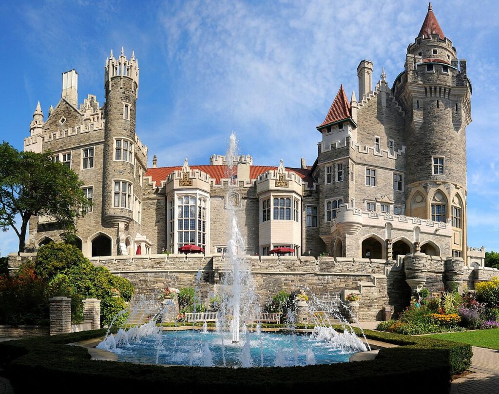 Kastil Casa Loma