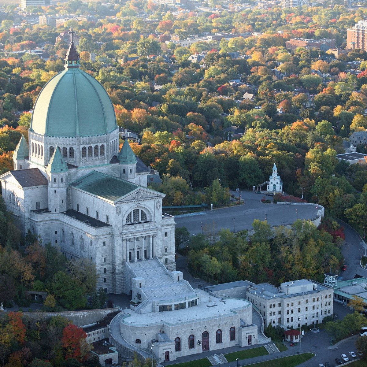 Oratorium St. Joseph: Keindahan dan Spiritualitas di Montreal