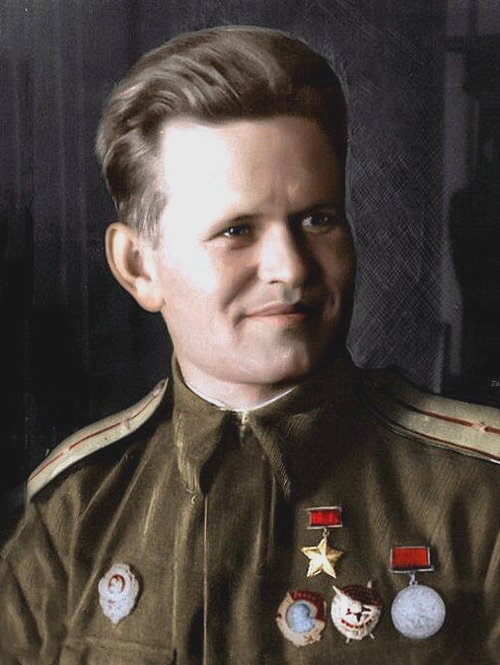 profil-sniper-terbaik-vasily-zaytsev