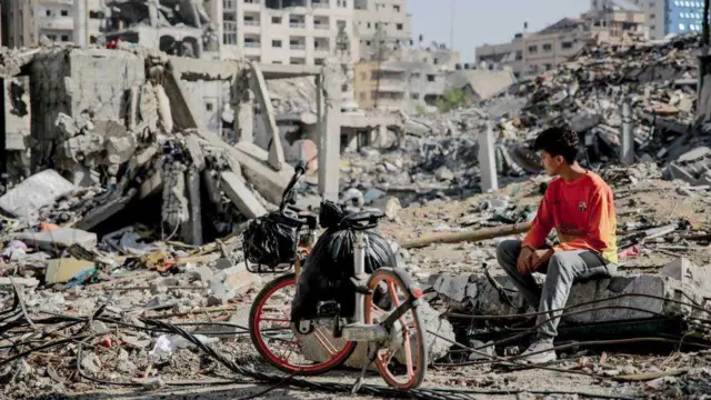 tragedi-pembantaian-palestina-oleh-israel-di-gaza