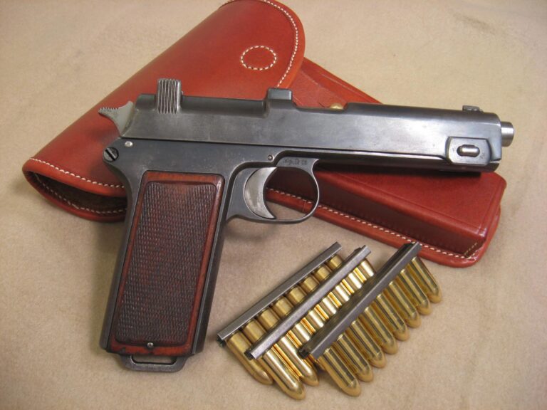 senjata-api-steyr-m1912-desain-klasik-dan-sejarah-penggunaannya