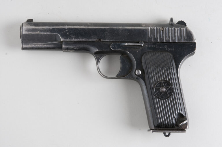 mengenal-senjata-terbaik-tt-pistol-spesifikasi-dan-keunggulannya