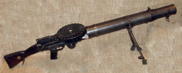 senjata-terbaik-lewis-gun-sejarah-dan-keunggulannya