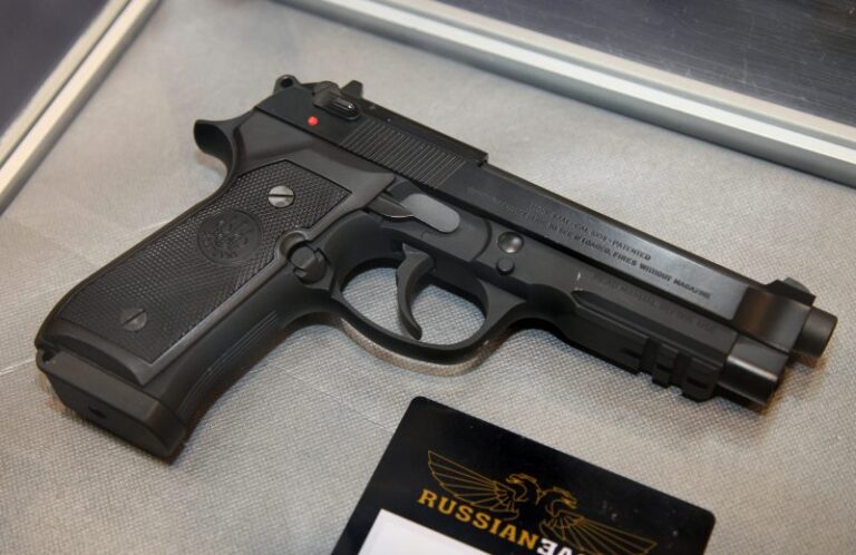 beretta-92-senjata-terbaik-dengan-kinerja-handal-dan-presisi