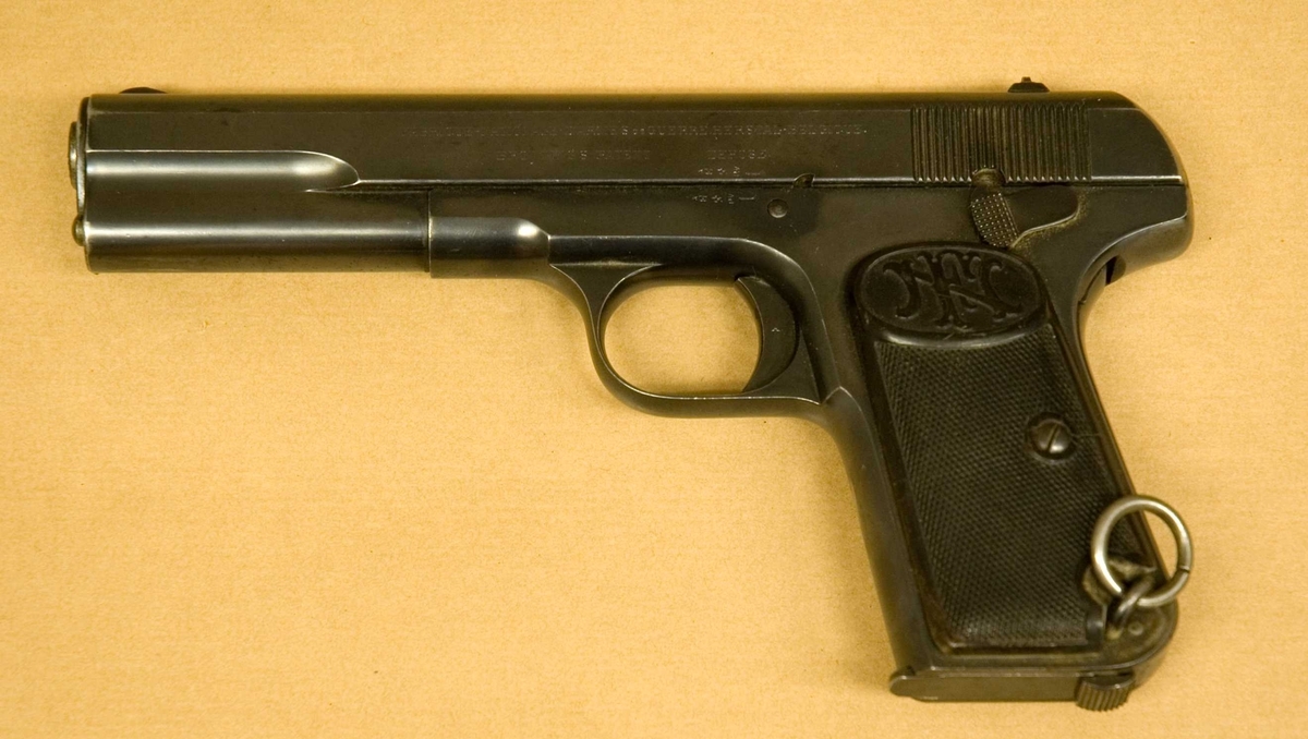 mengenal-senjata-terbaik-fn-model-1903-dan-keunggulannya