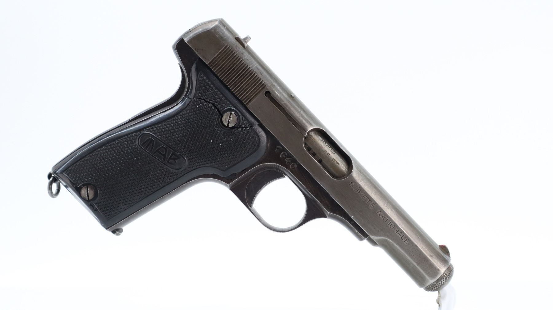 mengenal-senjata-terbaik-pistol-mab-model-d-spesifikasi-dan-keunggulan