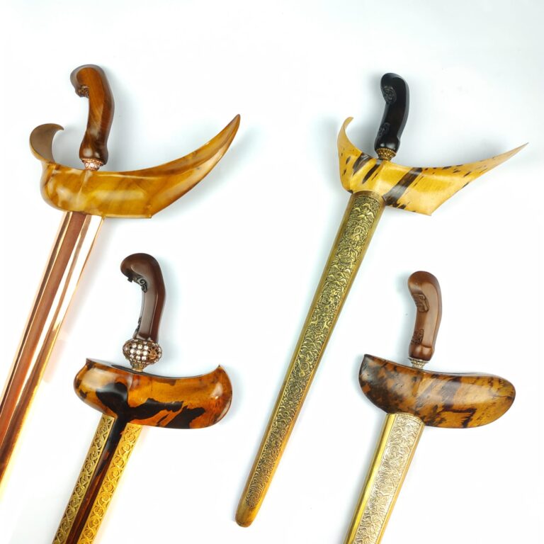 belati-tradisional-indonesia-warisan-budaya-dan-keunikan-seni-ukir