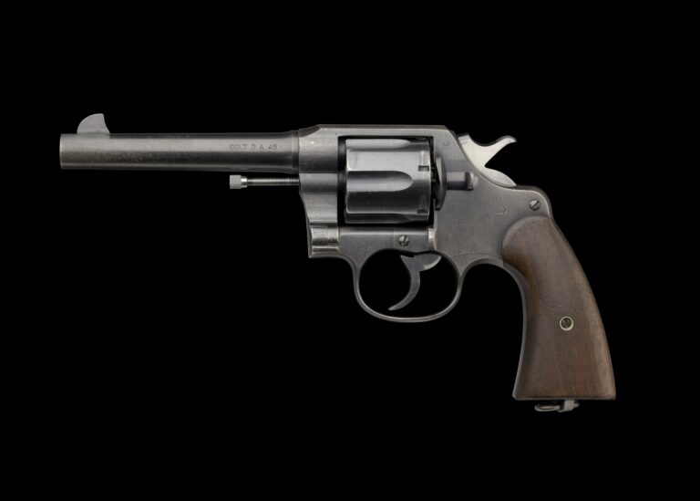 mengenal-senjata-terbaik-revolver-m1917-yang-tangguh-dan-andal
