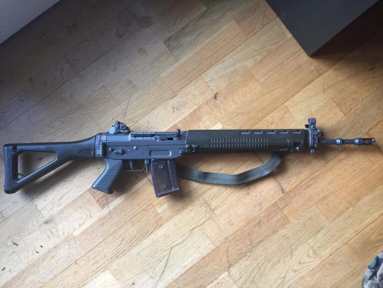 senjata-terbaik-sig-sg-550-keunggulan-dan-keandalan