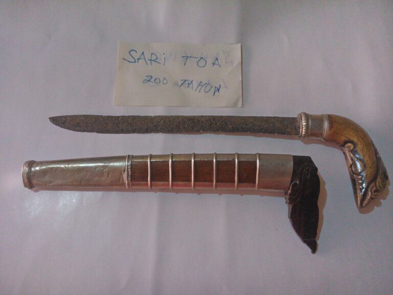 mengenal-badik-senjata-tradisional-indonesia-yang-bersejarah