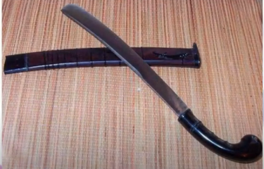 mengenal-senjata-tradisional-wamilo-dari-budaya-lokal-indonesia